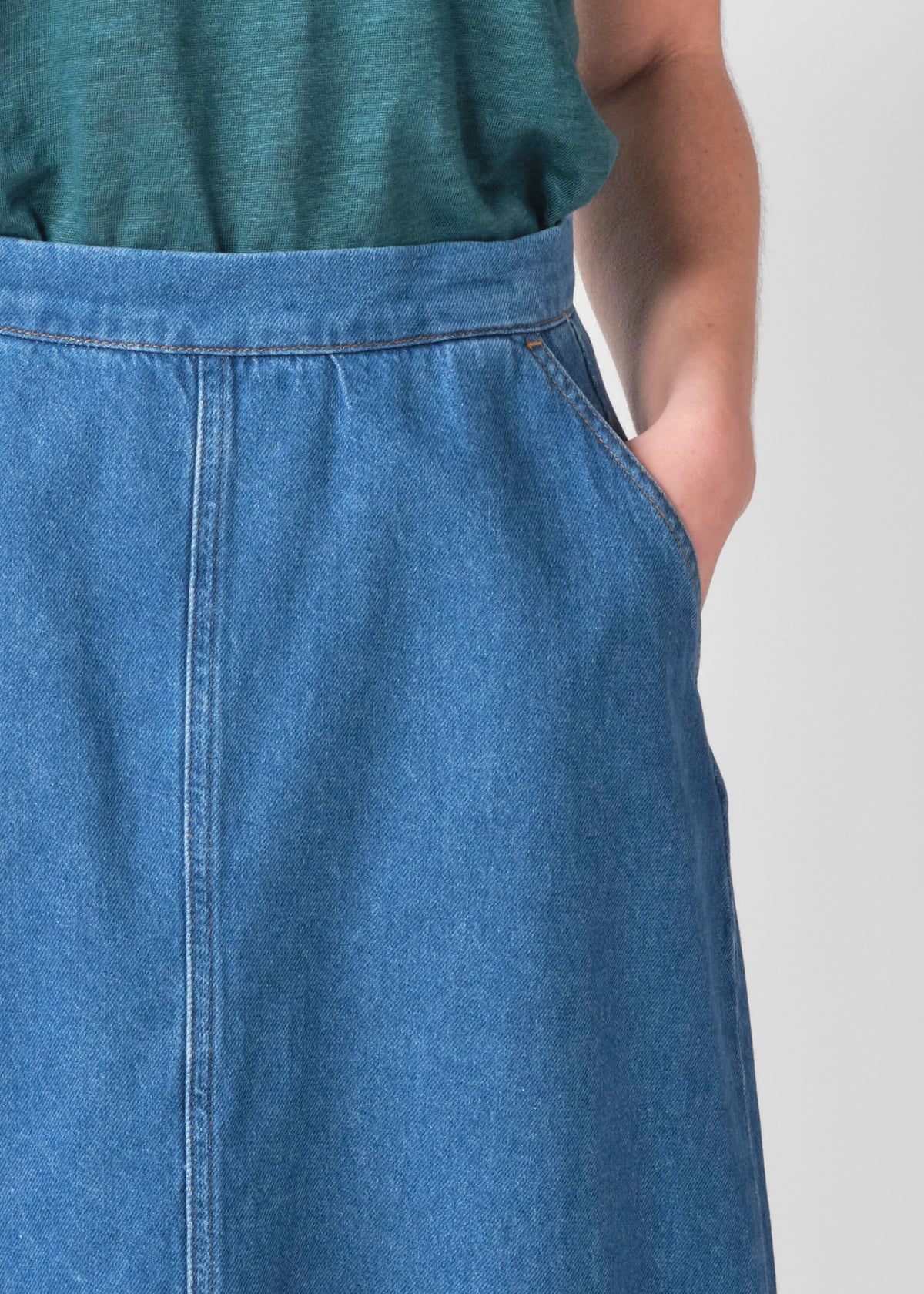Klitmøller Collective ApS Amber denim skirt GOTS Skirts Light blue stonewash