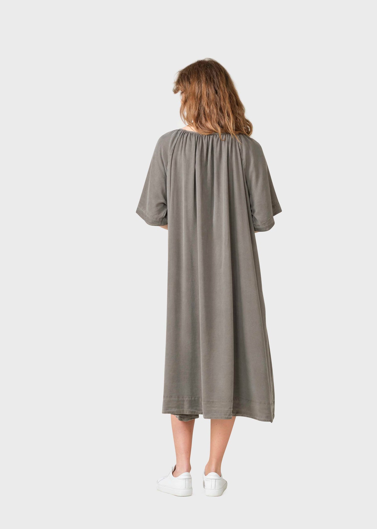 Klitmøller Collective ApS Jytte dress Dress Taupe