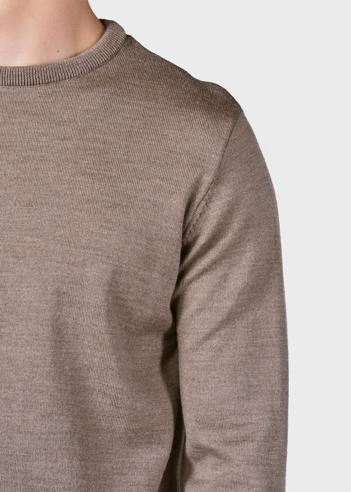 Klitmøller Collective ApS Mens basic merino knit Knitted sweaters Sand
