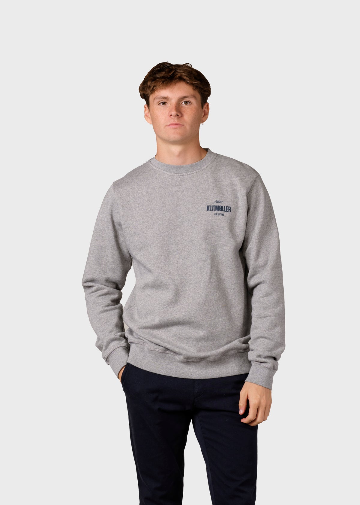 Klitmøller Collective ApS Mens small logo crew Sweatshirts Grey melange