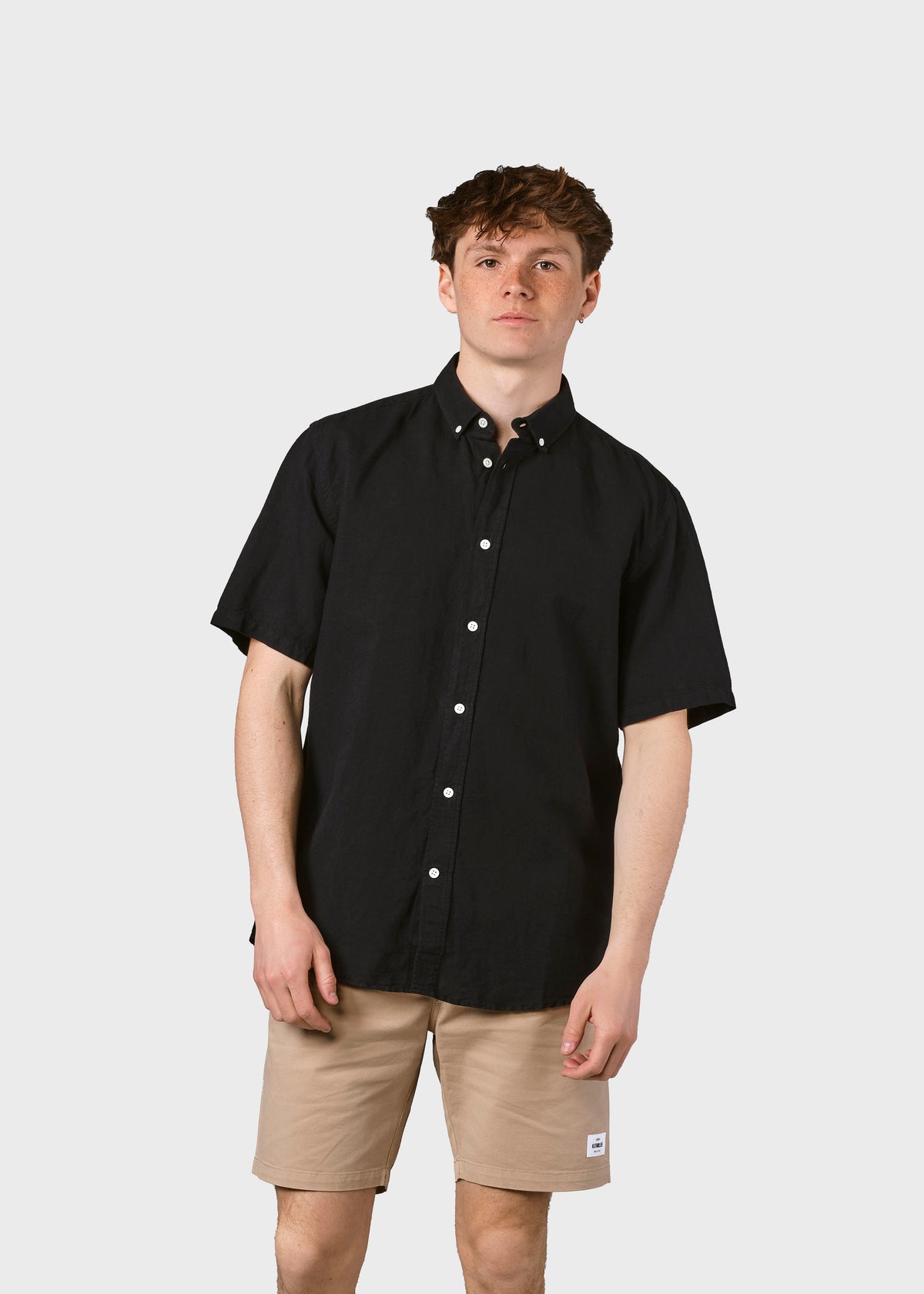 Klitmøller Collective ApS Mikkel linen shirt Shirts Black
