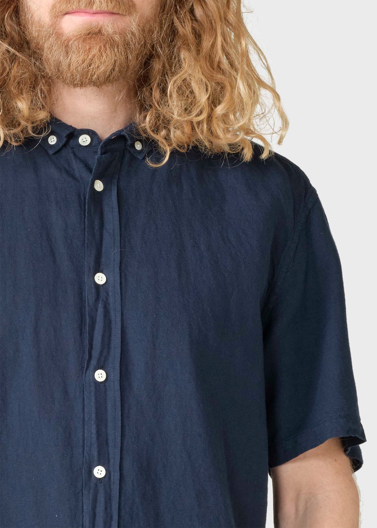 Klitmøller Collective ApS Mikkel linen shirt Shirts Navy