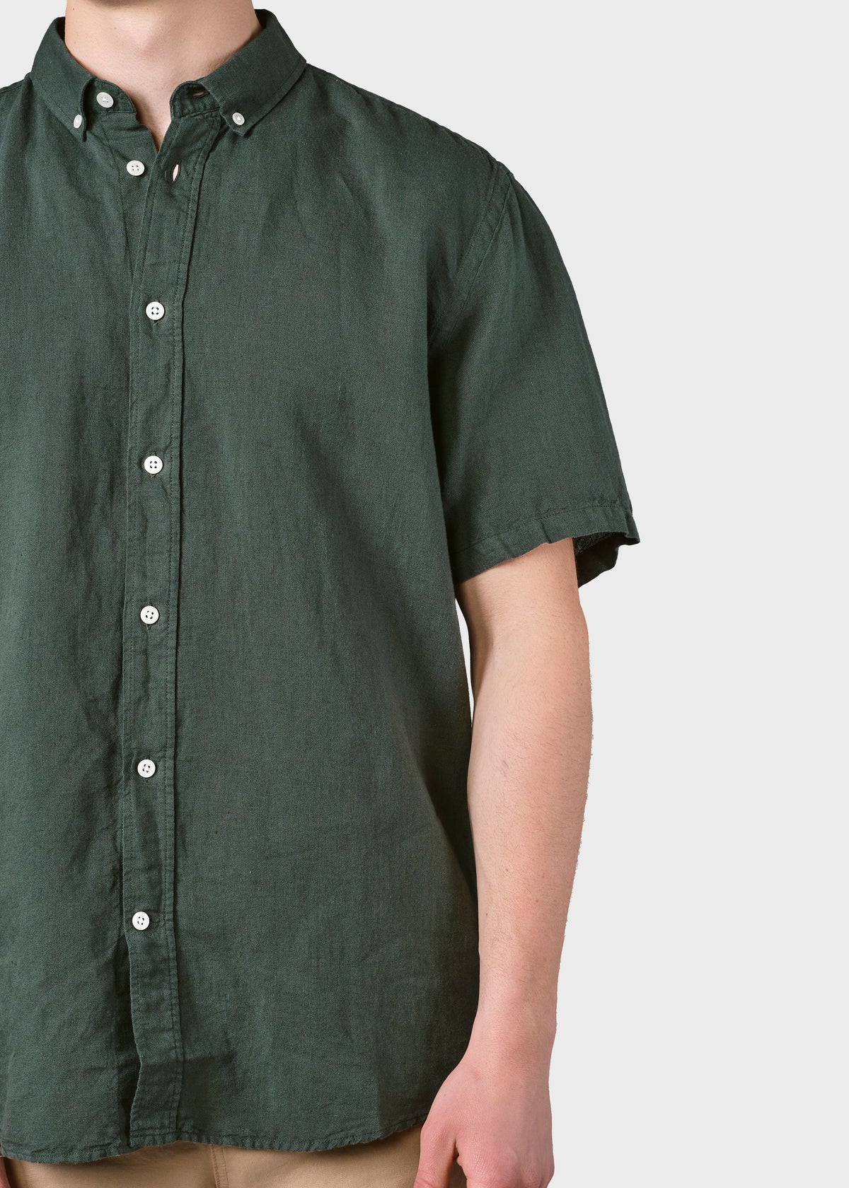 Klitmøller Collective ApS Mikkel linen shirt Shirts Olive