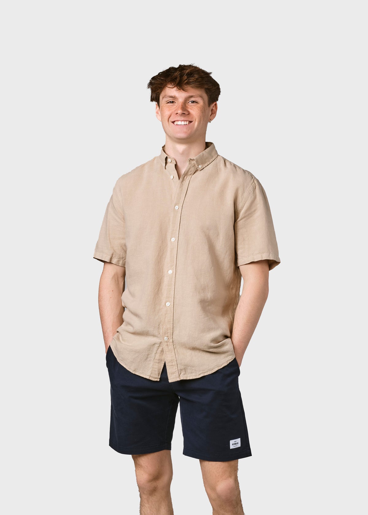 Klitmøller Collective ApS Mikkel linen shirt Shirts Sand