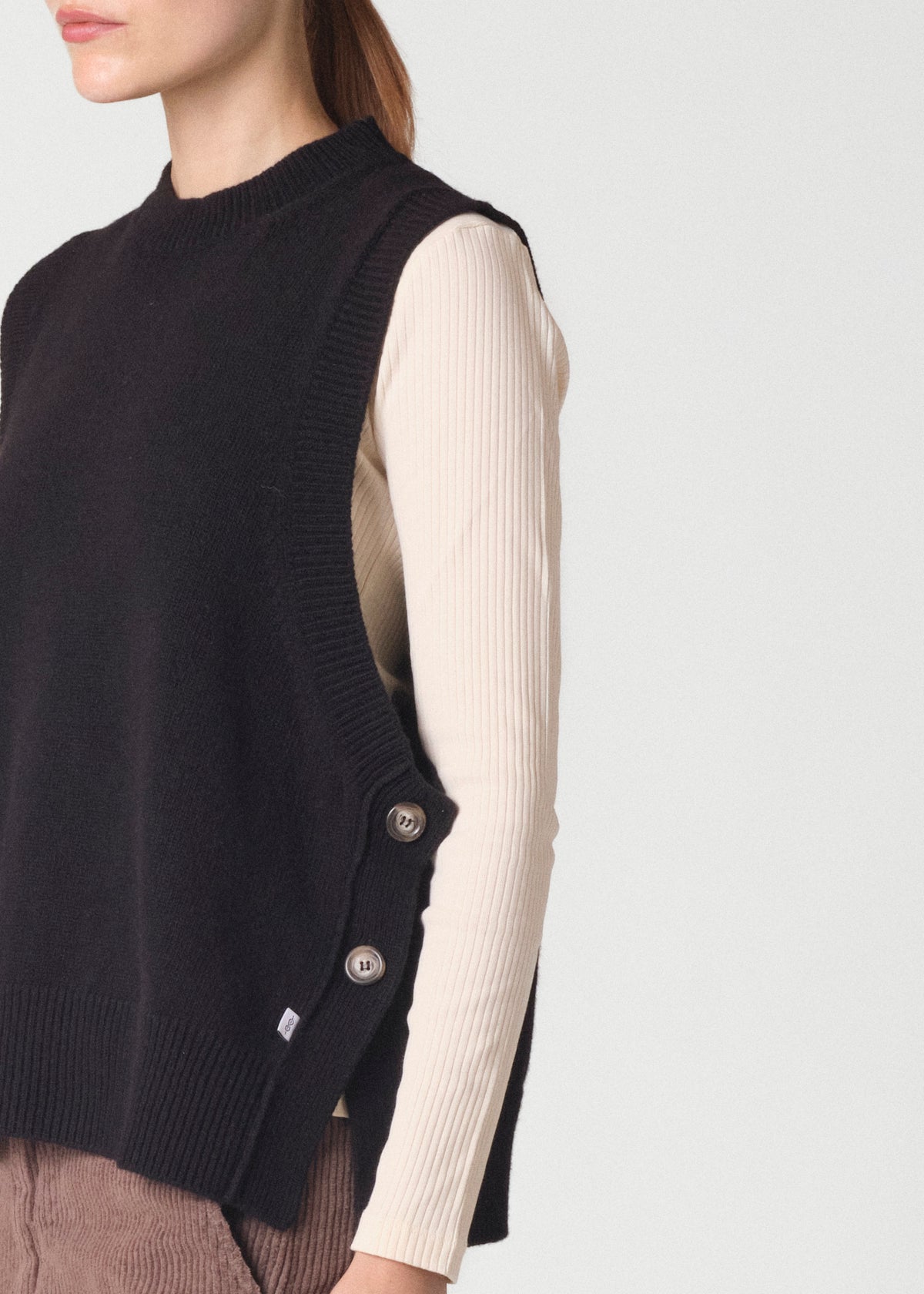 Klitmøller Collective ApS Nala knit vest Knitted sweaters Black