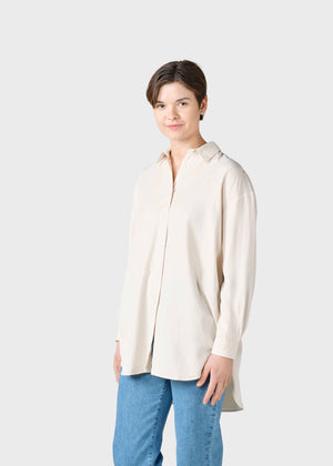 Klitmøller Collective ApS Ofelia lyocell shirt Shirts Pastel sand