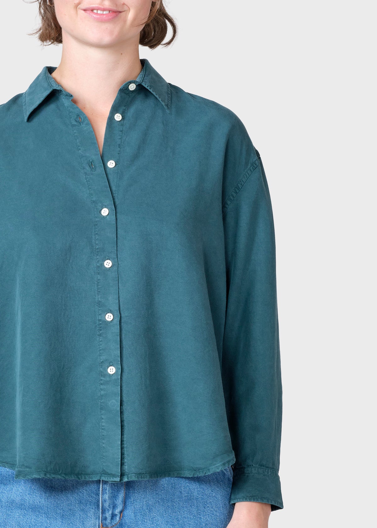 Klitmøller Collective ApS Ofelia short shirt Shirts Moss Green