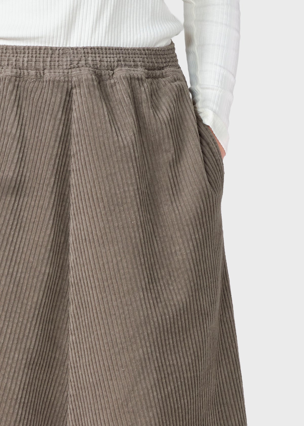 Klitmøller Collective ApS Ramona cord skirt Skirts Taupe