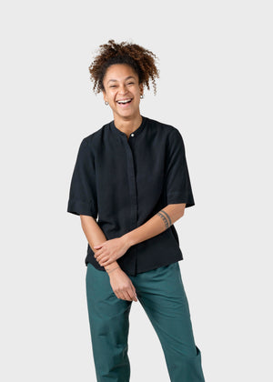 Klitmøller Collective ApS Solrun shirt Shirts Black
