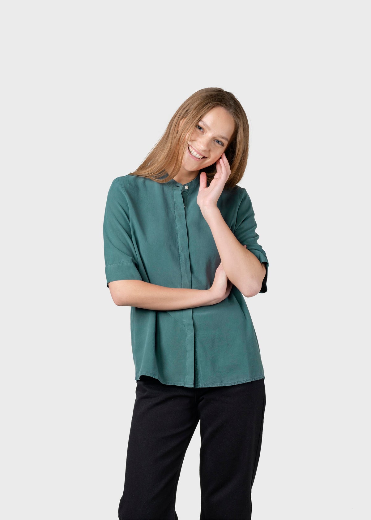 Klitmøller Collective ApS Solrun shirt Shirts Moss Green