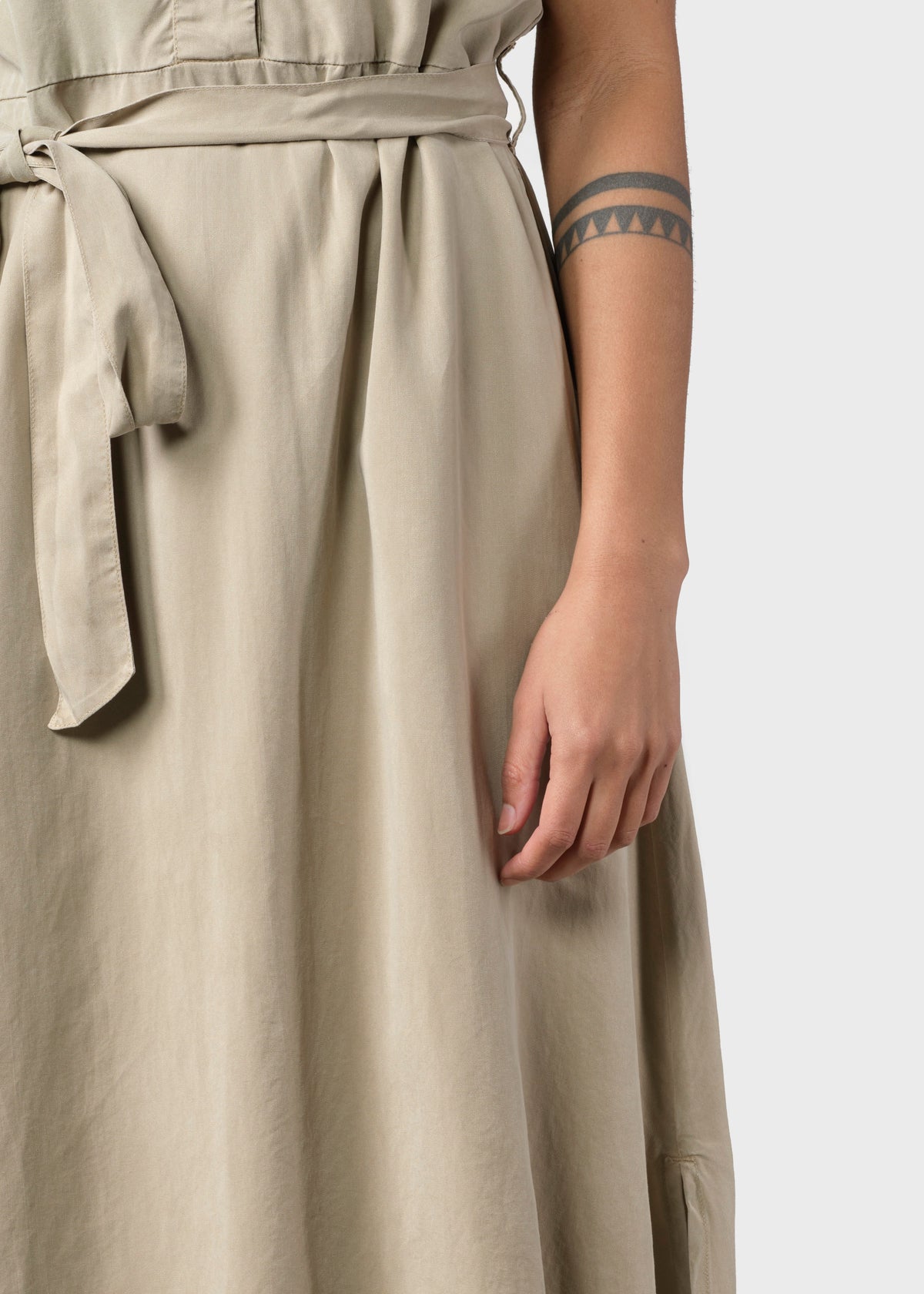 Klitmøller Collective ApS Pernille dress Dress Sand