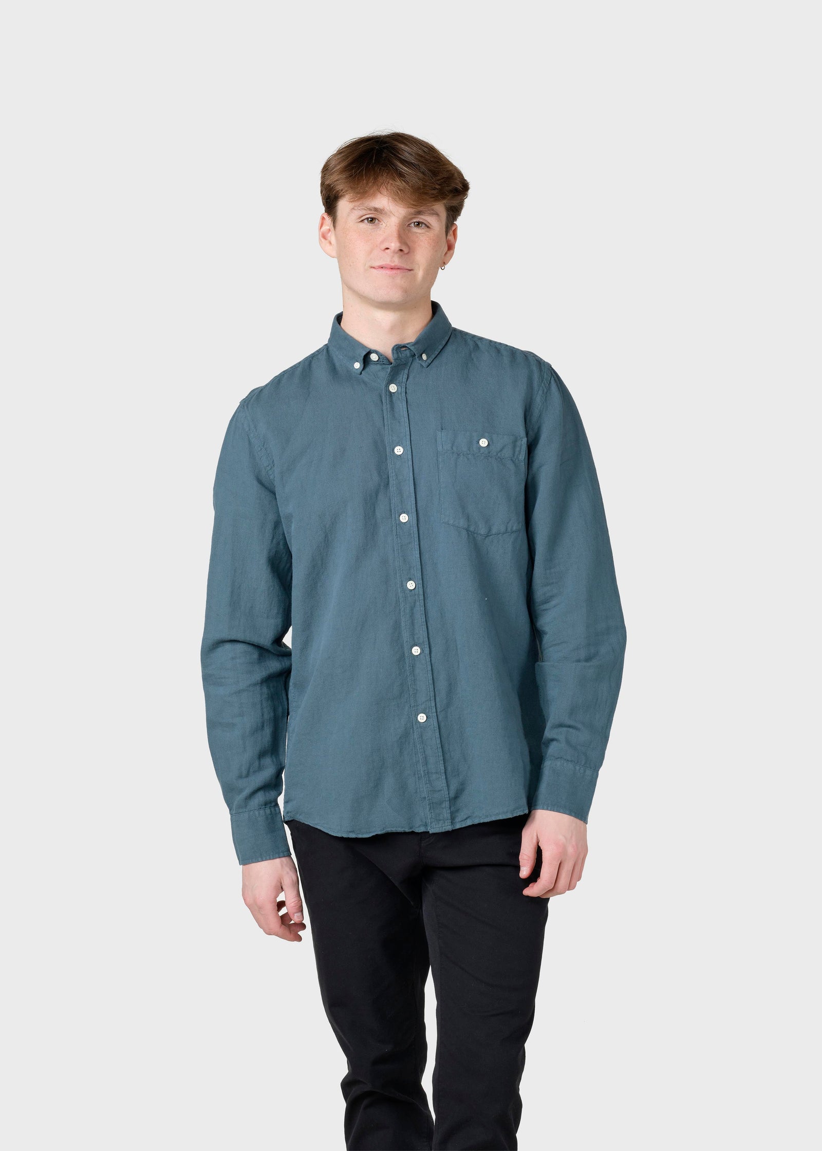 Benjamin_linen_shirt-Shirts-
