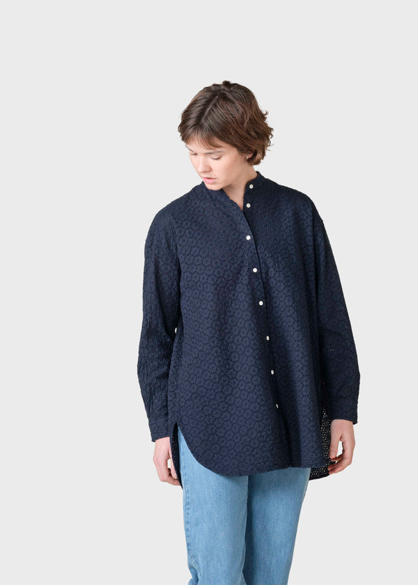 Klitmøller Collective ApS Bente embroidery shirt Shirts Navy