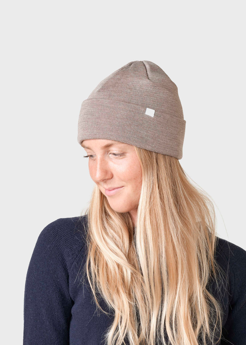 Klitmøller Collective ApS Fine rib beanie Beanies Sand