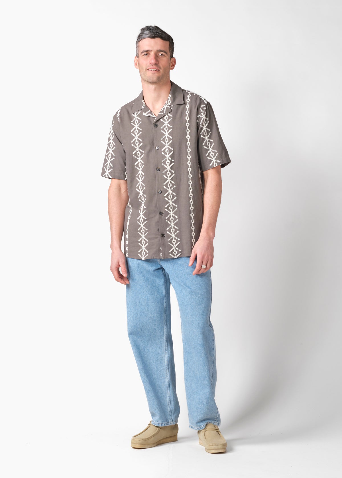 Klitmøller Collective ApS Jan S/S shirt Shirts Taupe