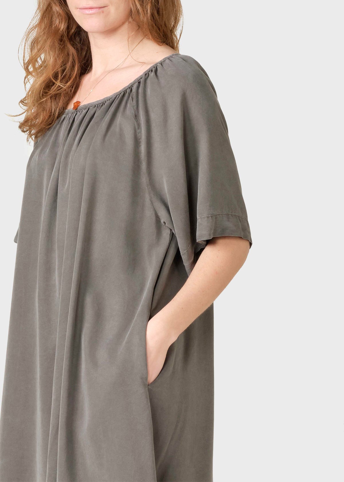 Klitmøller Collective ApS Jytte dress Dress Taupe