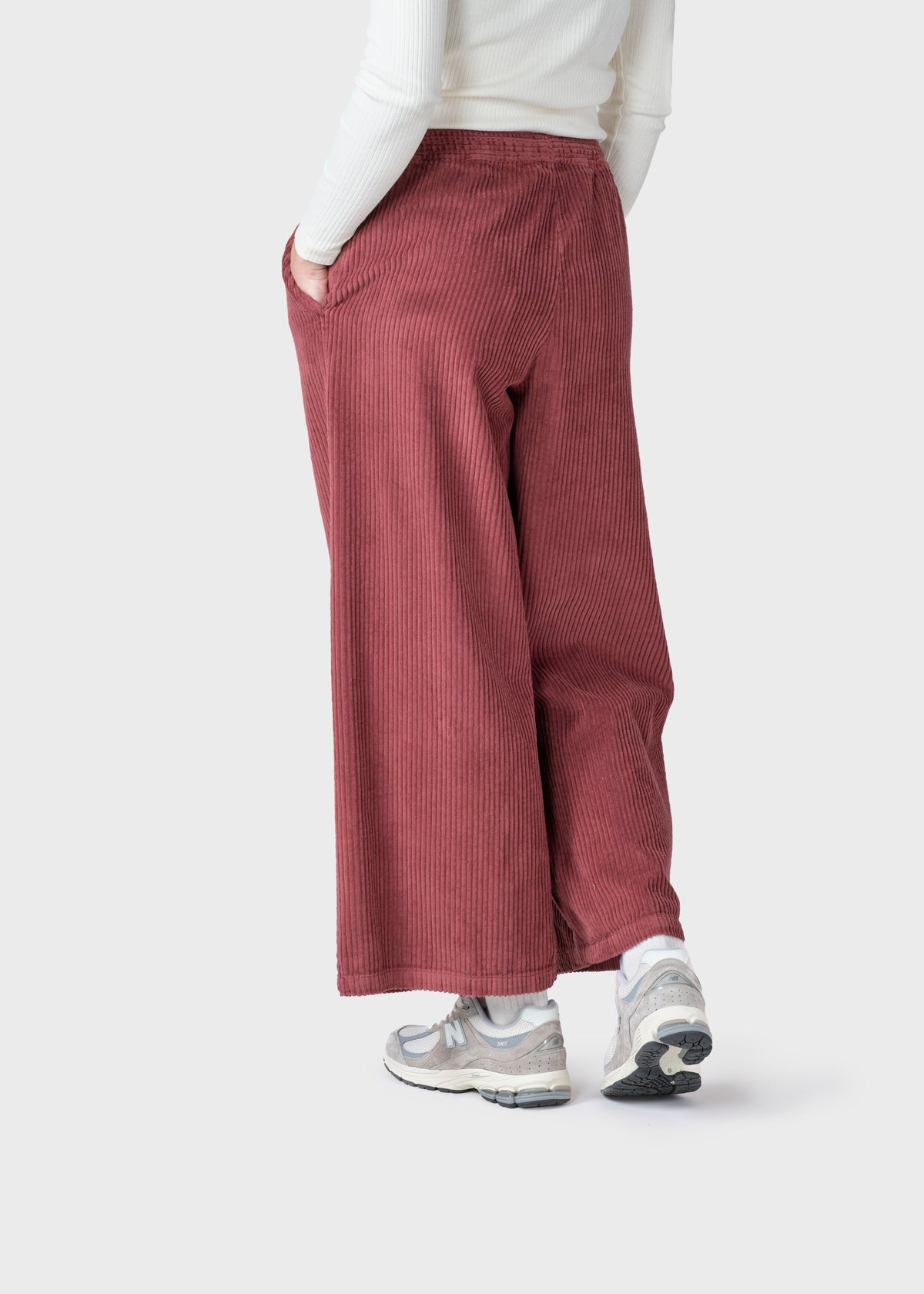 Klitmøller Collective ApS Kaja cord pants GOTS Pants Burgundy