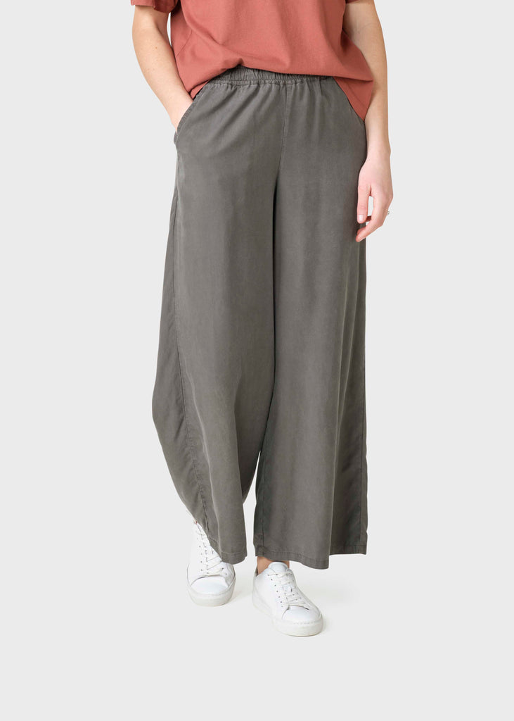 Kaja lyocell pants - Taupe – klitmollercollective.com