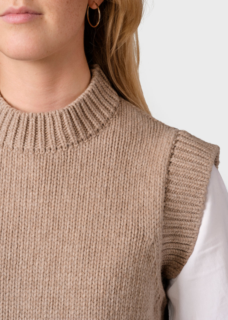 Klitmøller Collective ApS Leah knit vest Knitted sweaters Sand