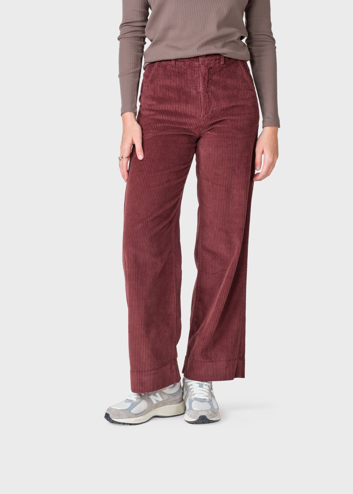 Klitmøller Collective ApS Lydia jumbo corduroy pants Pants Burgundy