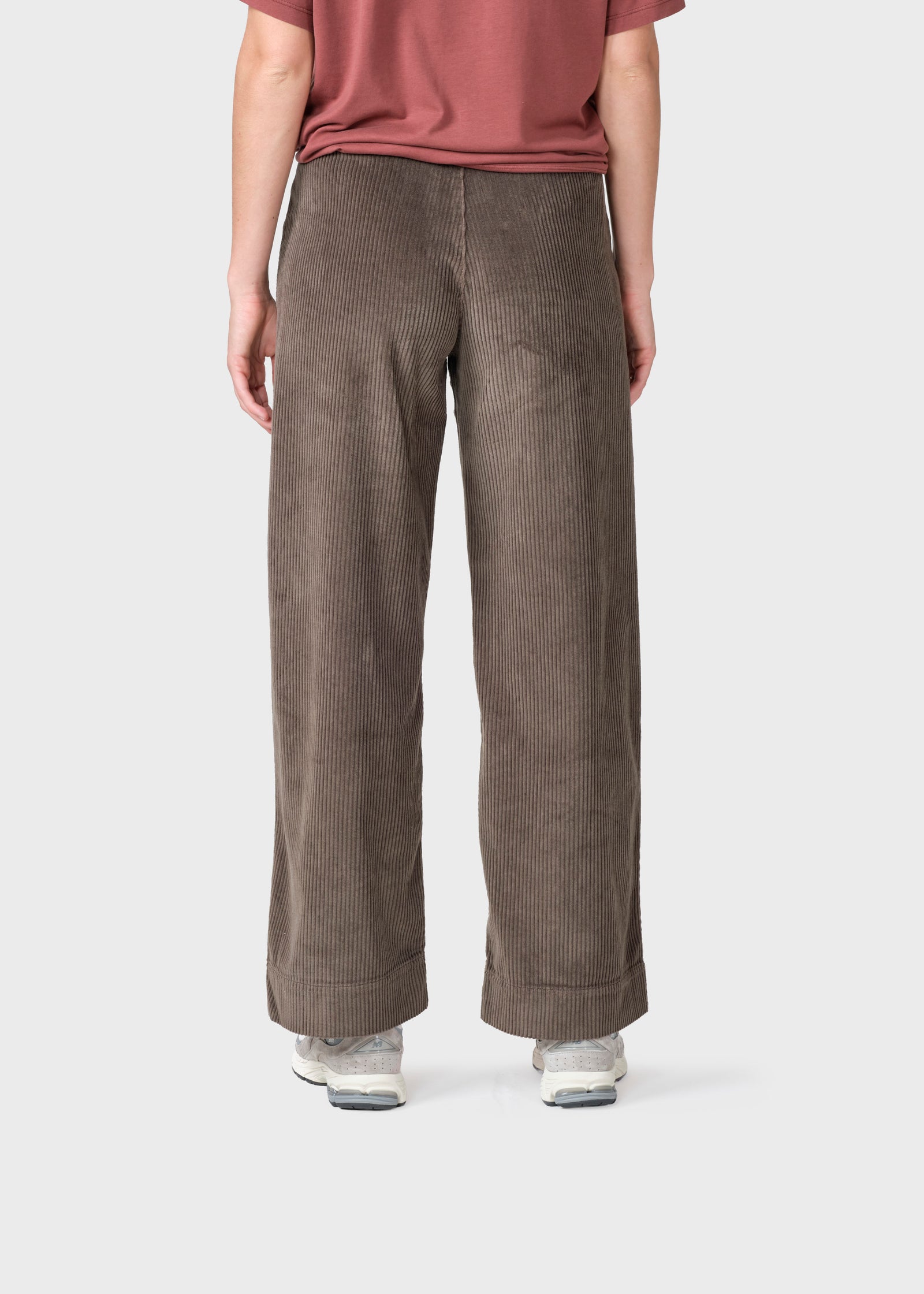 Lydia jumbo corduroy pants - Taupe – klitmollercollective.com