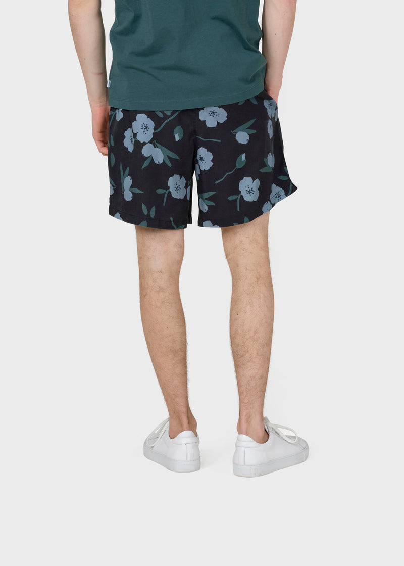 Klitmøller Collective ApS Mason shorts Walkshorts Black bottom/moss green/sky blue flowers