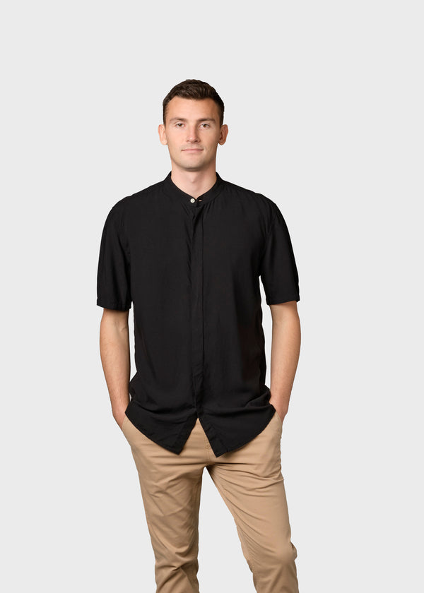 Klitmøller Collective ApS Max lyocell shirt Shirts Black