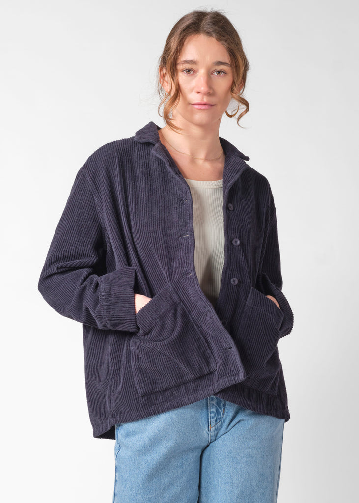 overE ドルストショール　ジャケット　ブルー　96 Nille cord overshirt GOTS - Navy – klitmollercollective.com