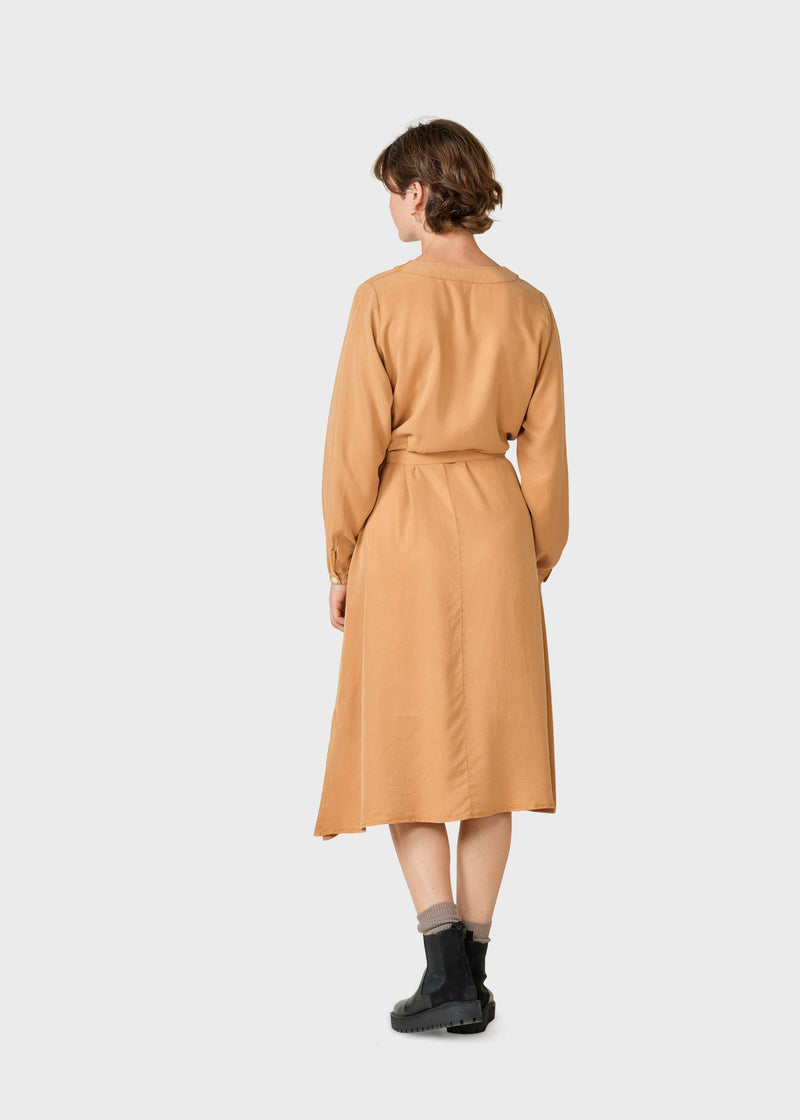 Klitmøller Collective ApS Pernille LS dress Dress Camel