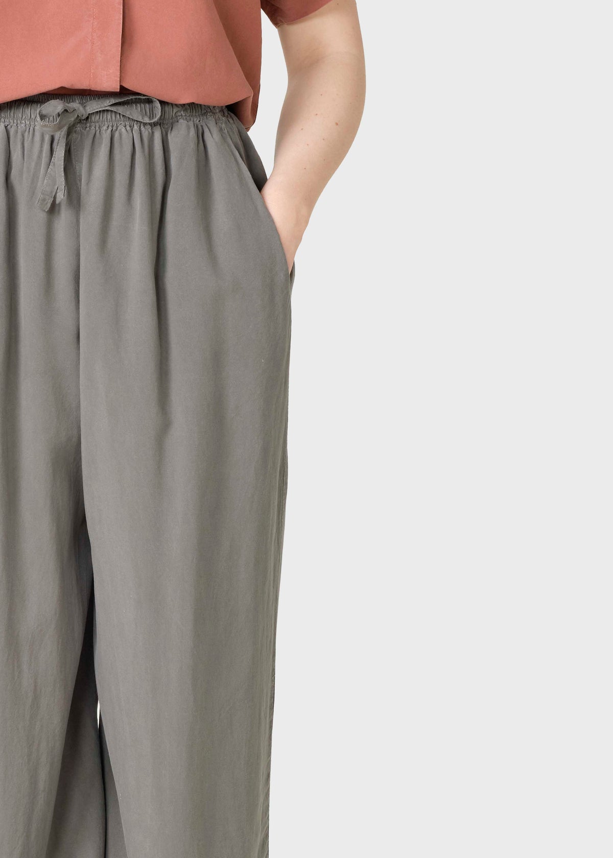 Klitmøller Collective ApS Thorbjørg pants Pants Taupe