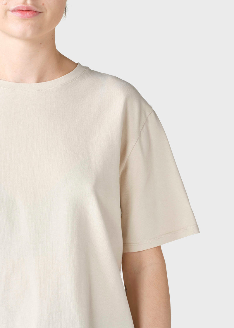 Klitmøller Collective ApS Womens boxy tee T-Shirts Pastel sand