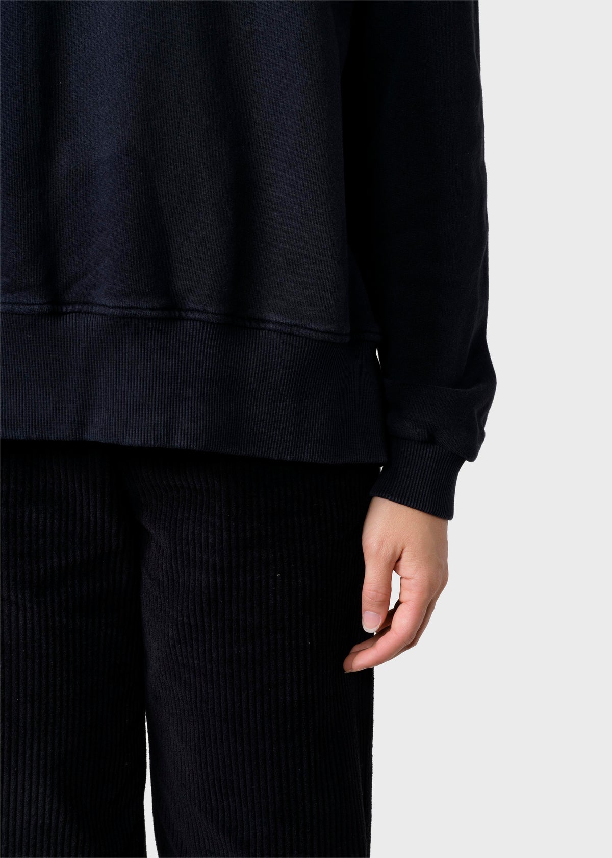 Klitmøller Collective ApS Maja logo crew Sweatshirts Black